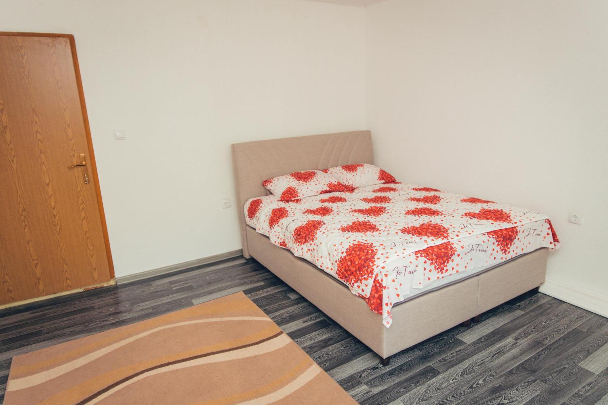 Apartman Djole フォチャ エクステリア 写真
